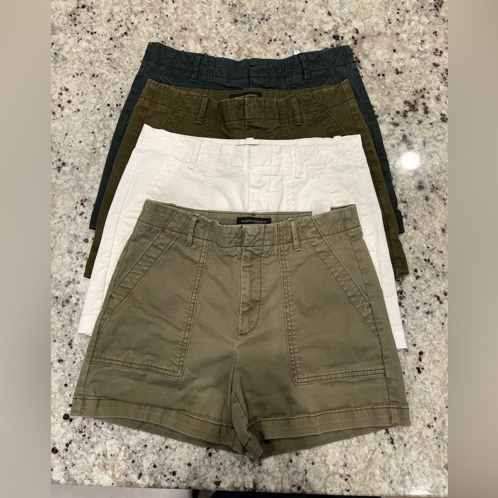 BUNDLE: 4 pairs of Banana Republic shorts